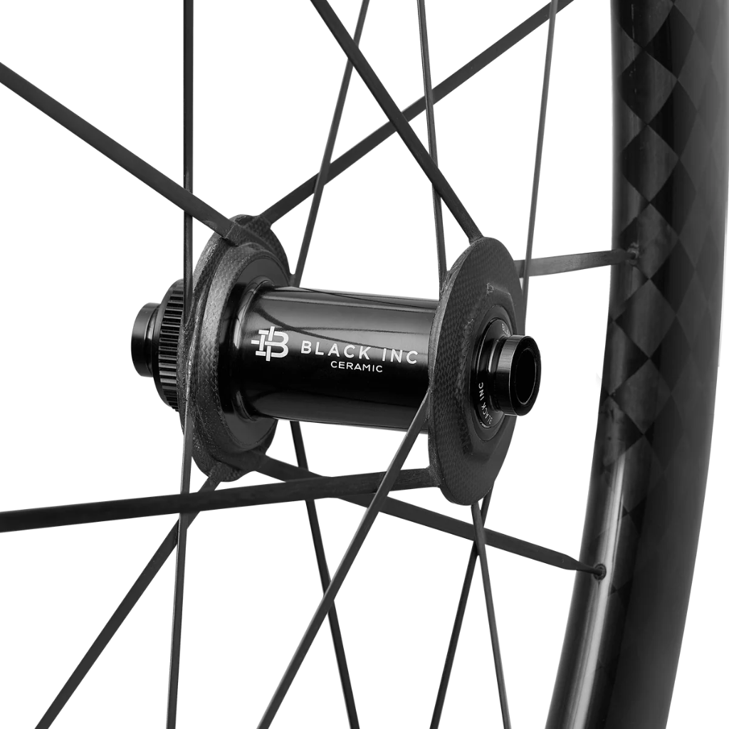Rueda Black Inc - HYPER 62